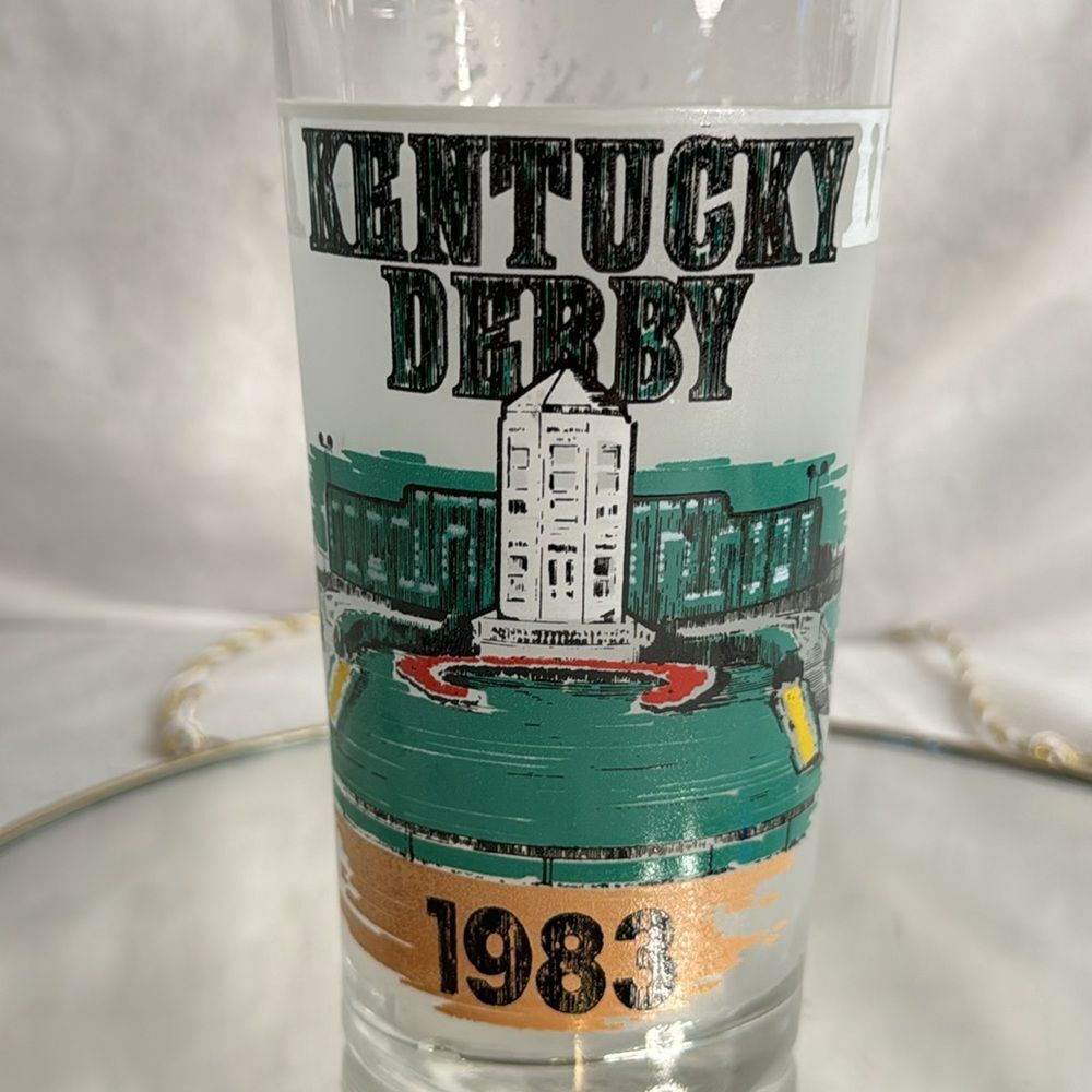 1983 VTG Libbey Official Kentucky Derby Glass Churchill Downs 1875-1983 Winners - Picture 3 of 8
